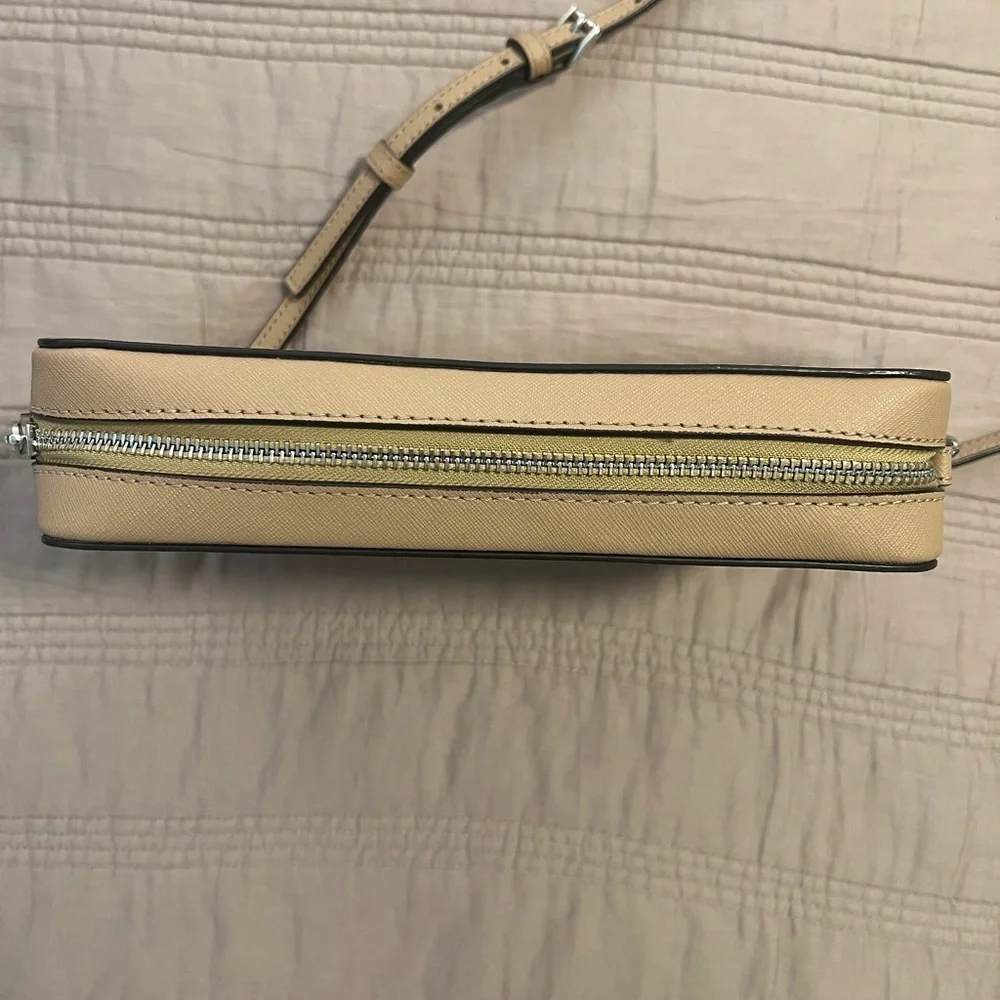 Michael Kors Beige Crossbody Bag - Picture 3 of 4